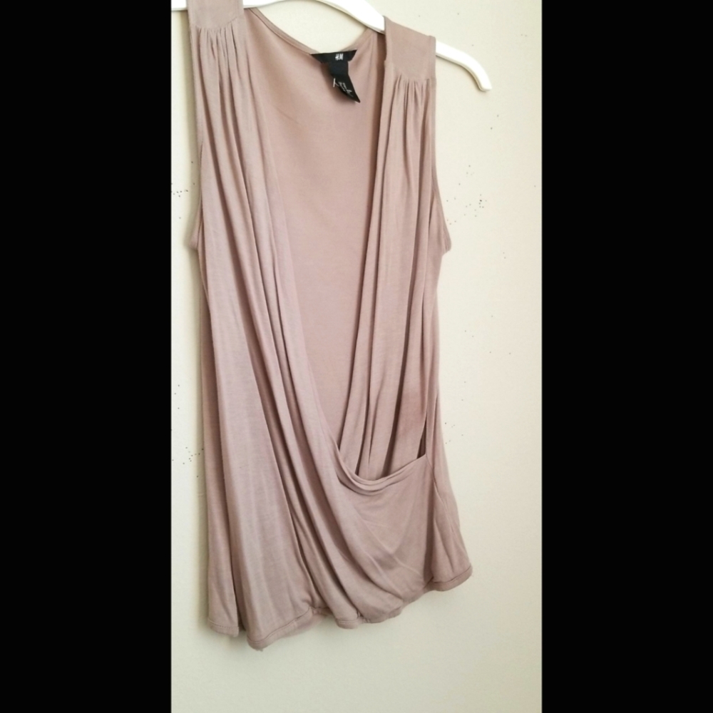 H&M Cross Front Top - Picture 5 of 16